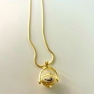 Nantucket Basket Necklace, Gold, New